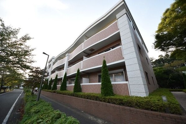 プレミアムコートみなみ野IIの物件外観写真